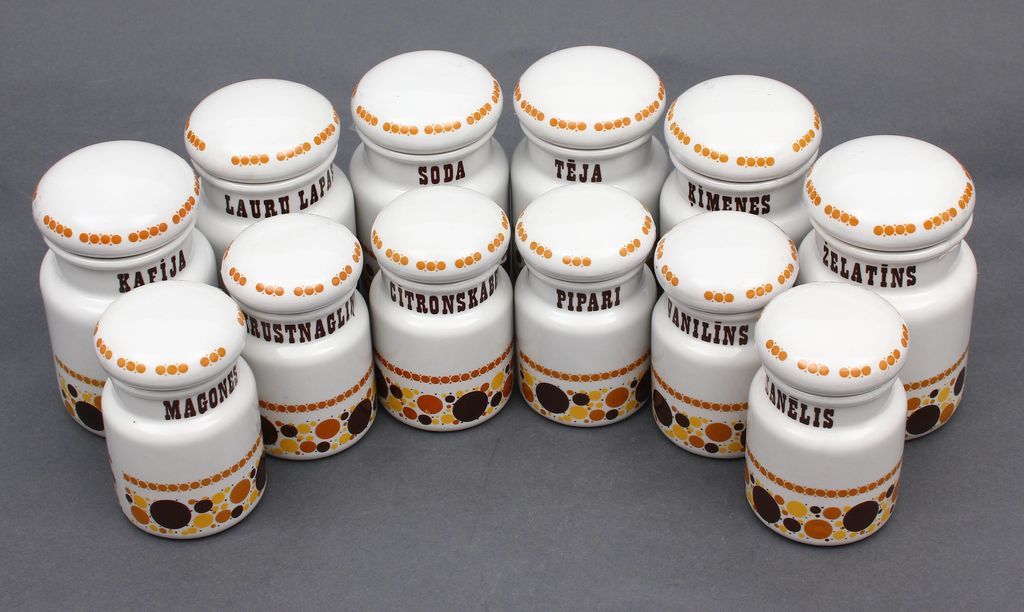 Set of Porcelain Spice utensils (12 pieces)