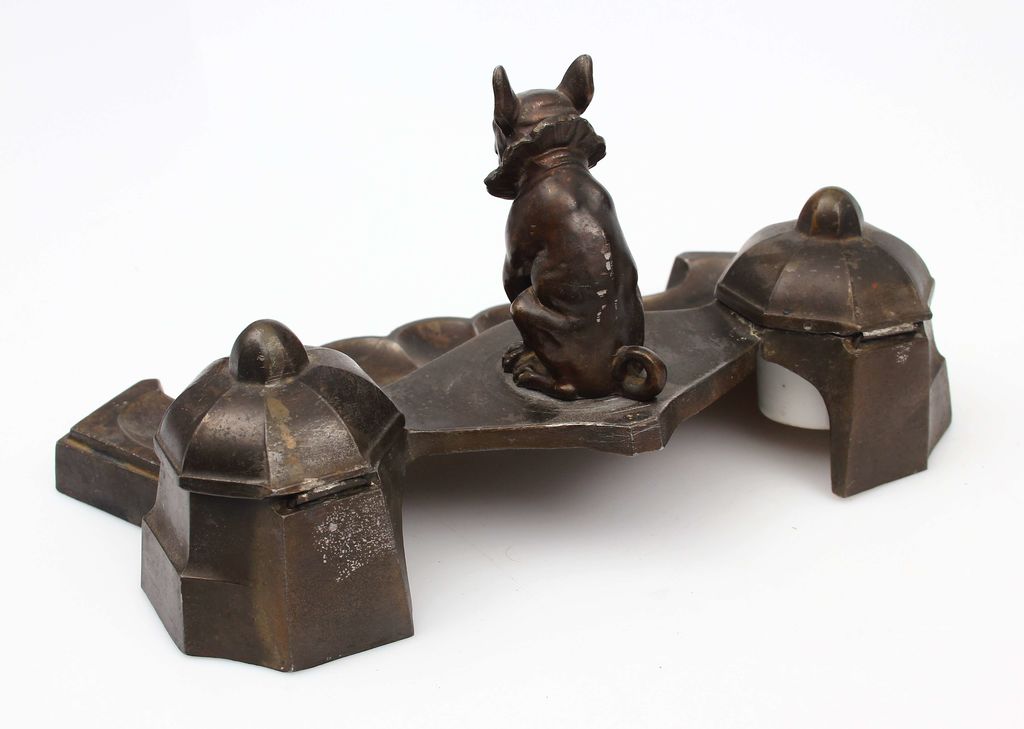Spelter inkpot with dog