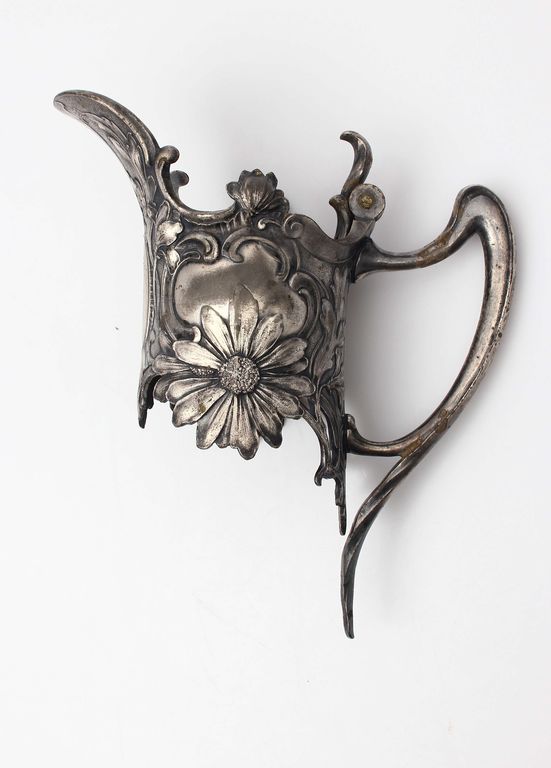 Silver-plated metal decanter holder