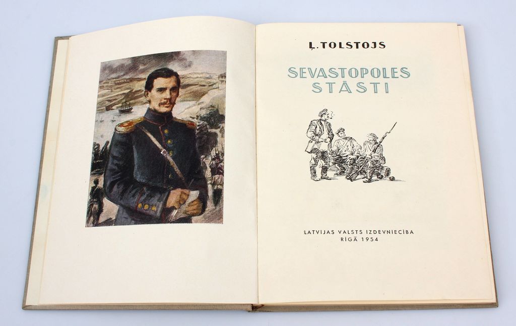 Лев Толстой, Севастопольские истории
