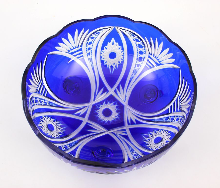 Colored glass bowl