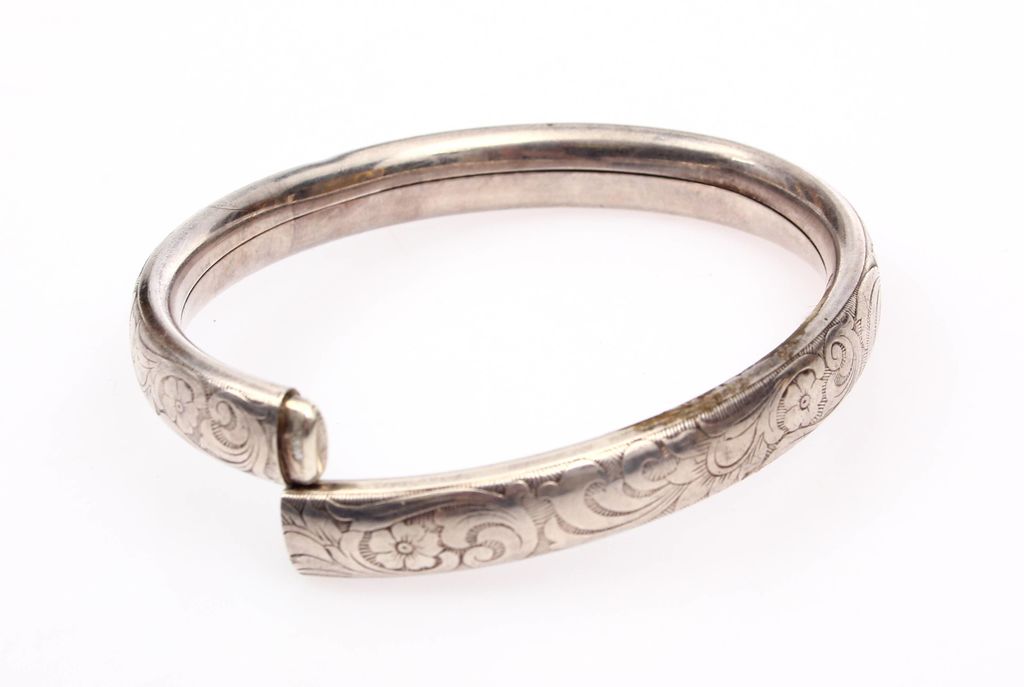  Art Nouveau style silver bracelet