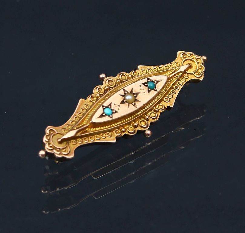 Gold brooch with turquoise and pearl