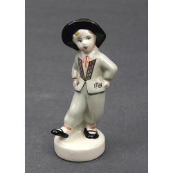 Porcelain figurine “Folk dancer”