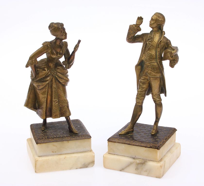 Couple of bronze figures 