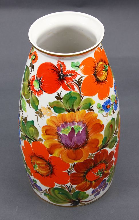 Фарфоровая ваза с подарочной надписью