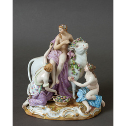 Porcelain figure of the Europe steal