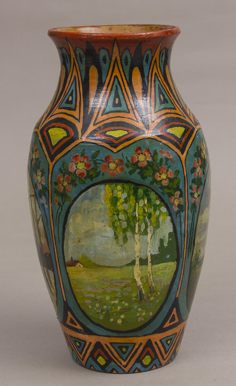 Керамическая ваза с росписью