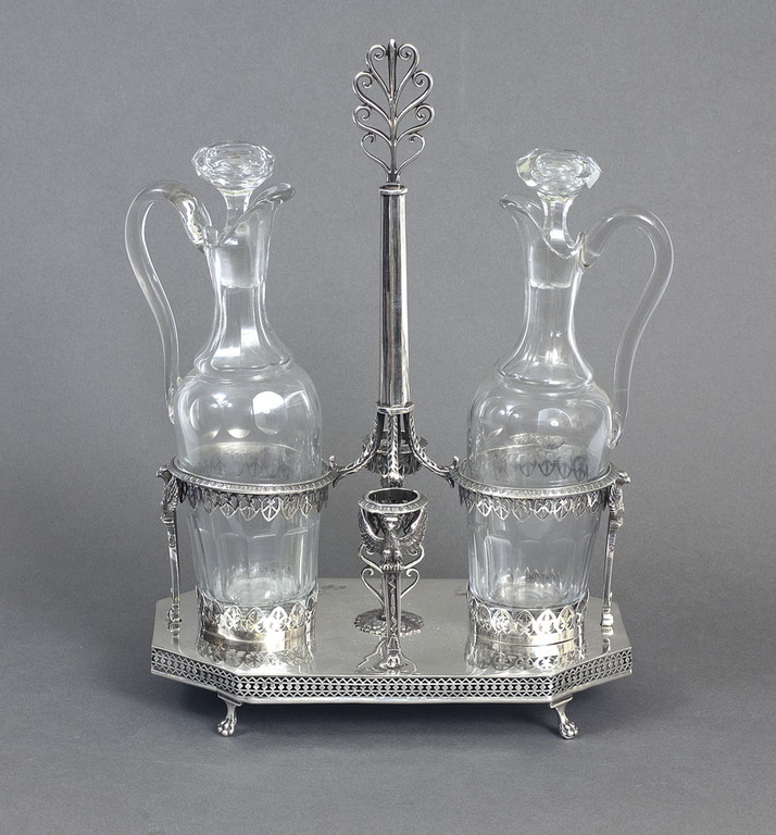 Oil and vinegar decanters