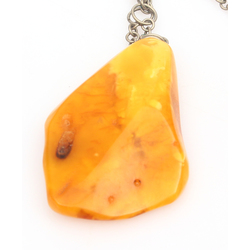 100% Natural Baltic amber pendand with metal chain