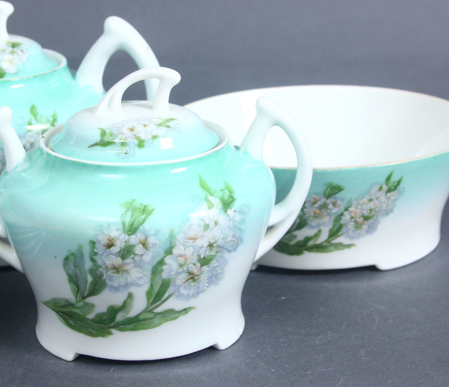 Porcelain coffee/tea set for 4 persons
