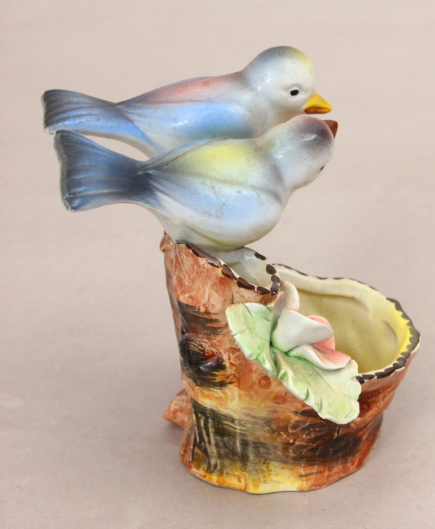 Porcelain figurine / bowl Bird 
