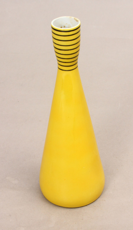 Фарфоровая ваза / бутылка