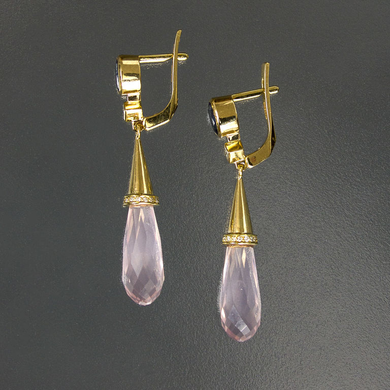 Gold earrings with brilliants, pink quartz and sapphires