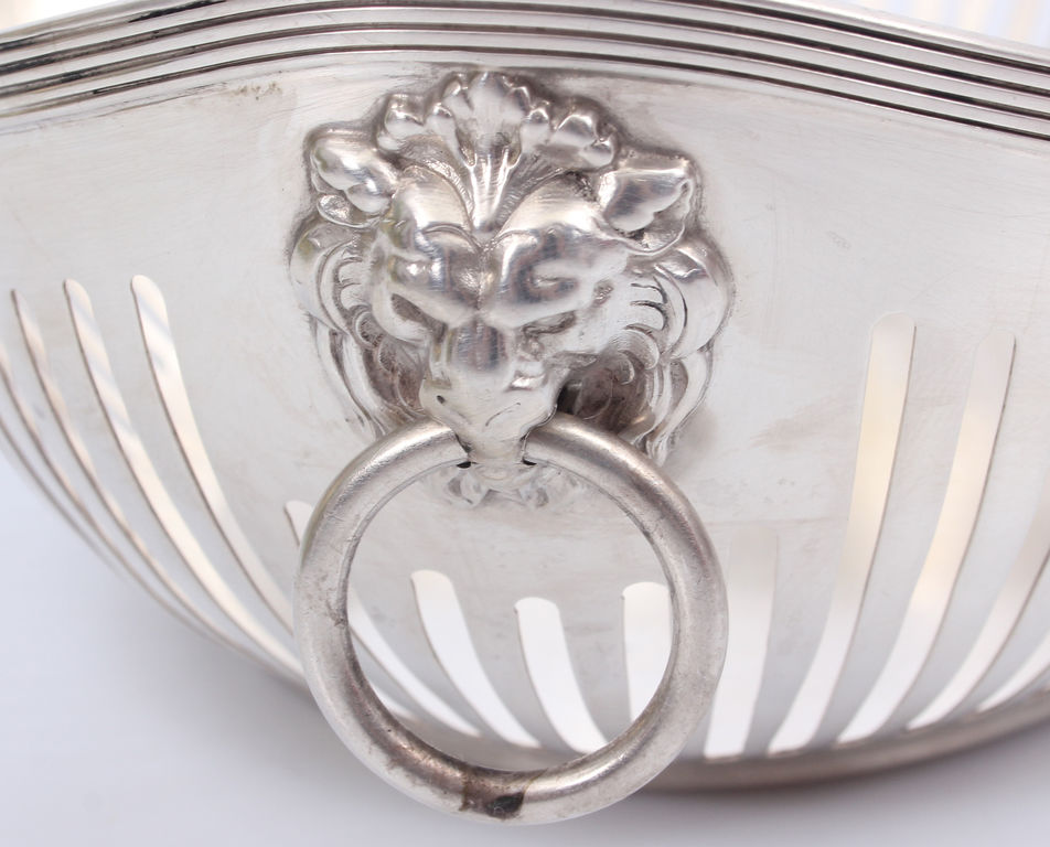 Silver bowl Lion heads