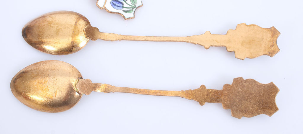 Metal spoons with enamel (7 pcs)