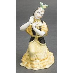Porcelain figure „Kazakh girl”