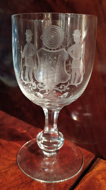 Glass glass with engraved Riga coat of arms