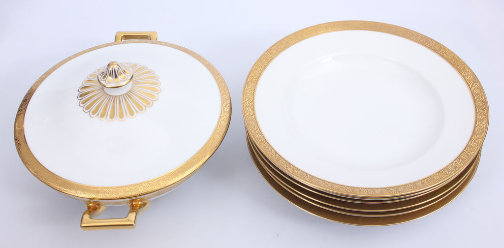 Porcelain Art Nouveau dish set - terrine and 6 soup plates