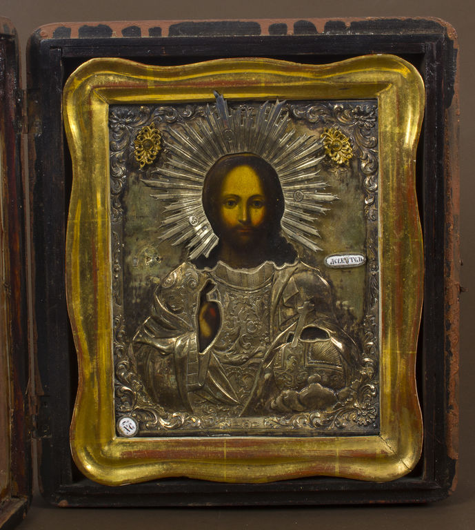Silver icon in frame