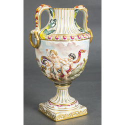 Gorgeous 19th century porcelain vase