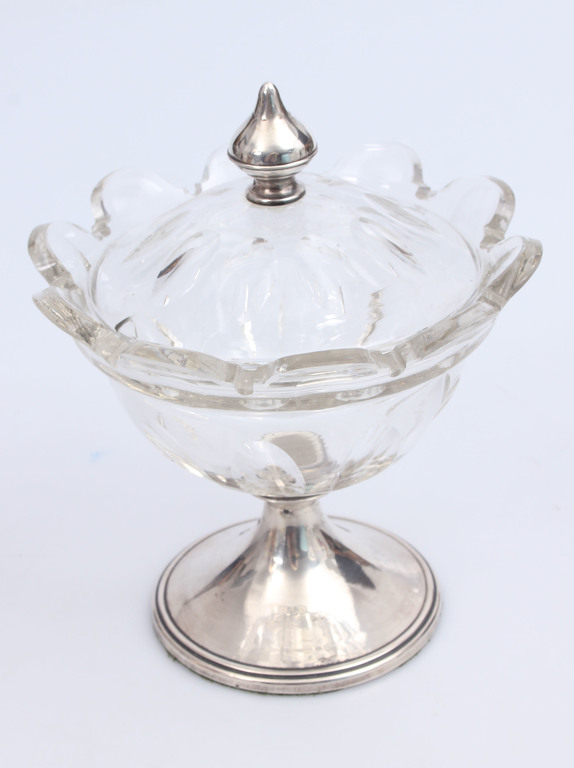 Crystal bowl with lid, silver finish