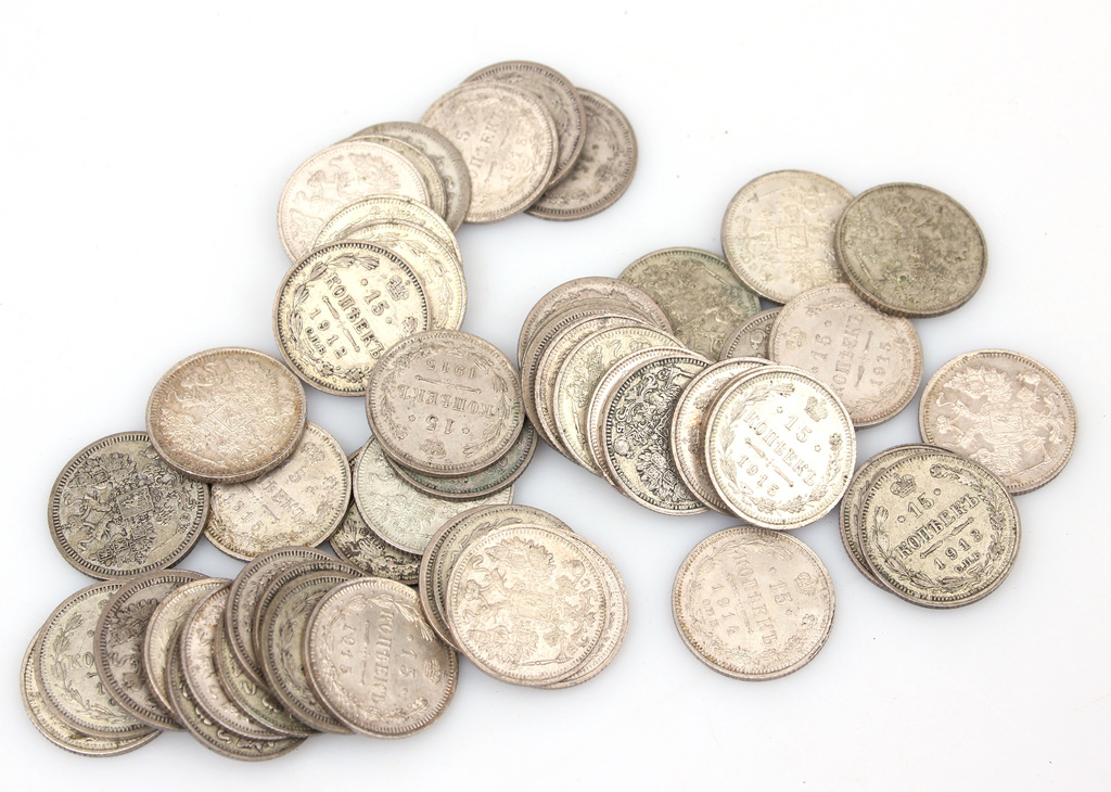 Серебряные монеты 15 копеек (51 штука)