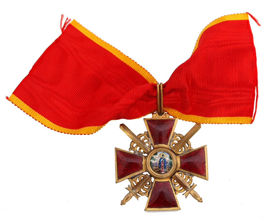 Знак ордена Святой Анны 2-й степени с мечами
