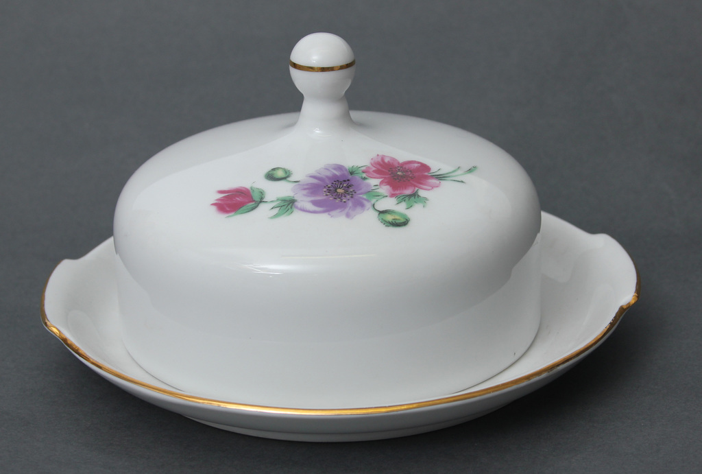 Porcelain butter container with lid 