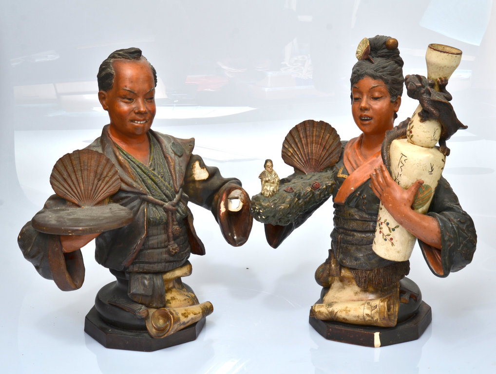 Terracotta figures 