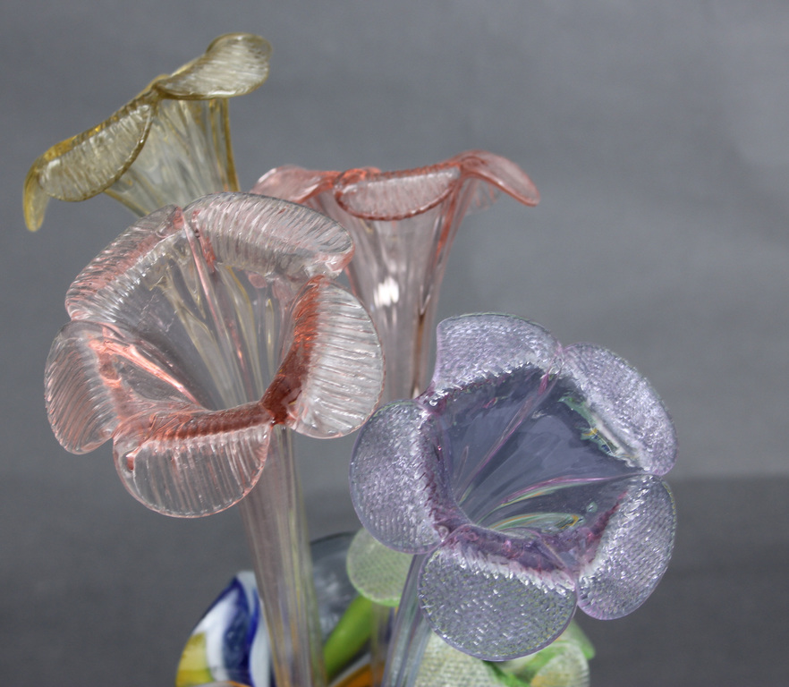Colored glass vase with glass flowers (5 pcs)
