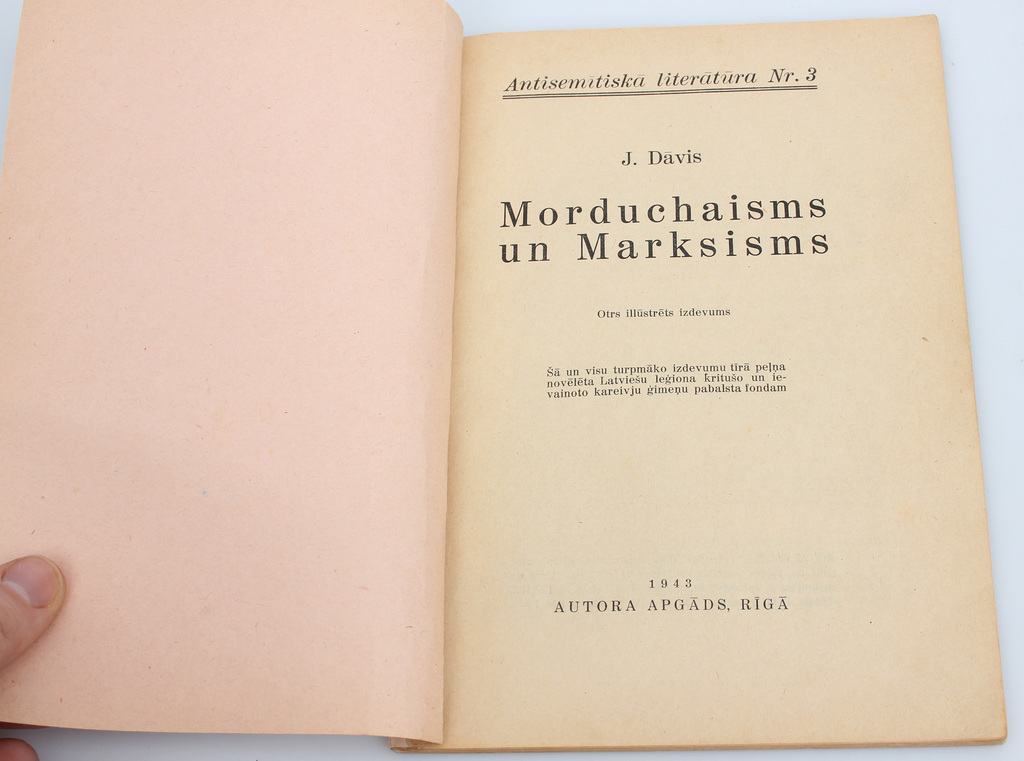 J.Dāvis, Мордухизм и Марксизм