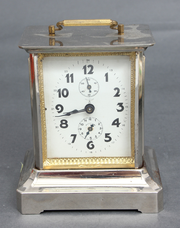 Table clock with music