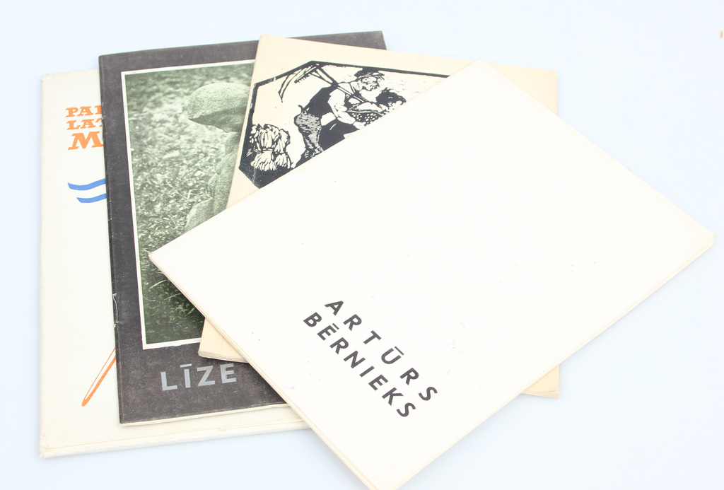 3 каталога выставок и 1 альбом репродукций - советские латышские маринисты, Лига Дзегузе, Артурс Берниекс, Зебериньш
