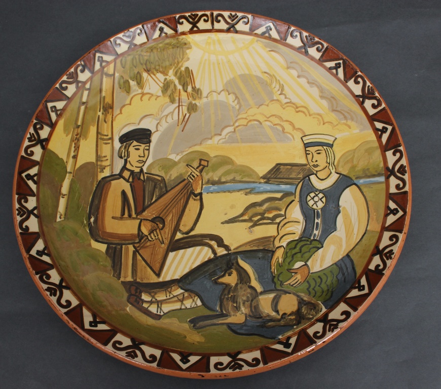 Декоративная керамическая тарелка по эскизу Романа Суты