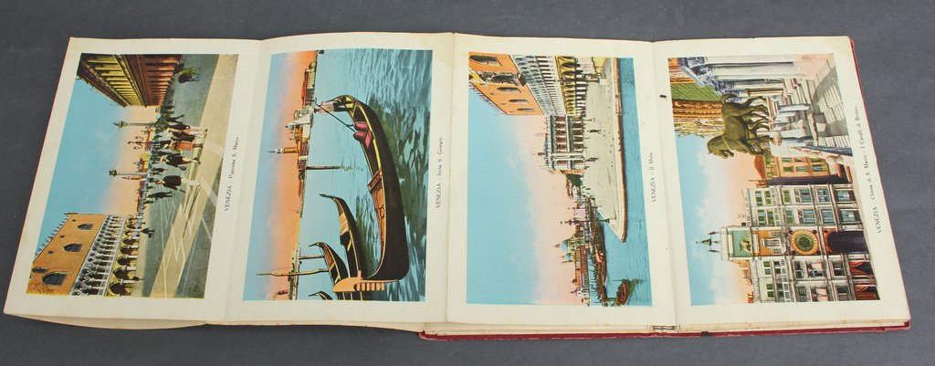 Venēcijas albums ar fotogrāfijām un karti