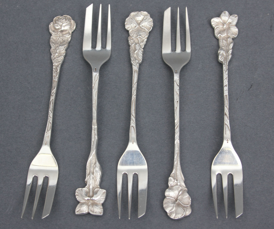 Silver Art Nouveau dessert fork set - 5 pieces 