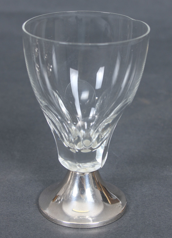 Stikla glāzes ar sudraba apdari (6 gab.)