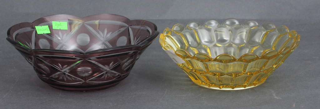 2 Iļģuciems glass factory candy containers