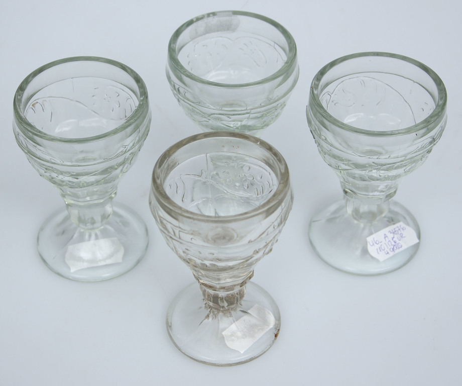Стеклянные водочные стаканы 4 шт.