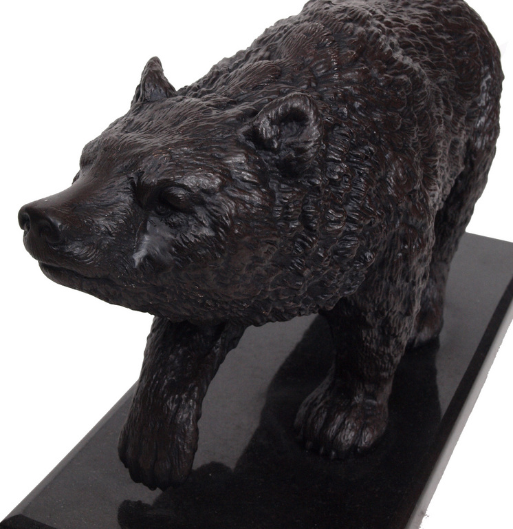 Декоративная фигура "Медведь"