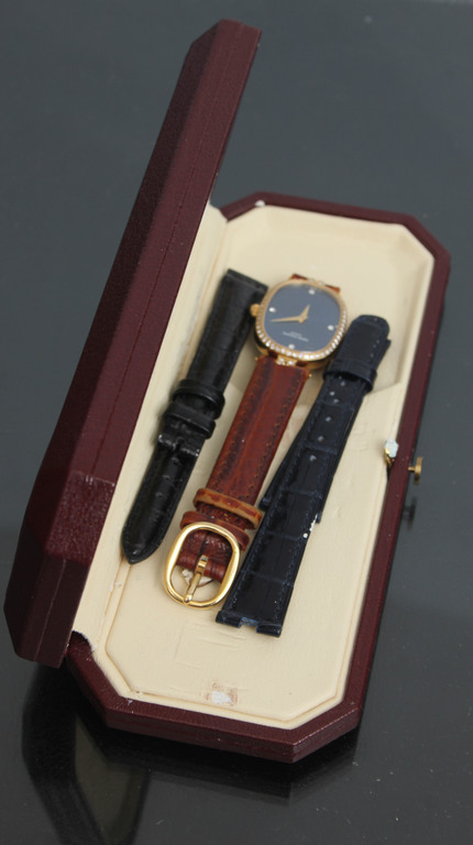 Patek Philippe rokaspulkstenis ar sertifikātu un orģinālo iepakojumu