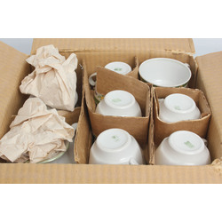 Porcelain set for 6 persons with orignl box
