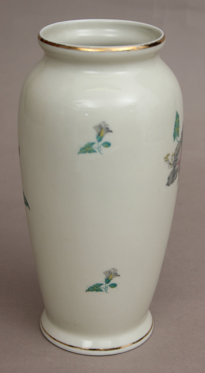 Porcelain vase 'Flowers'