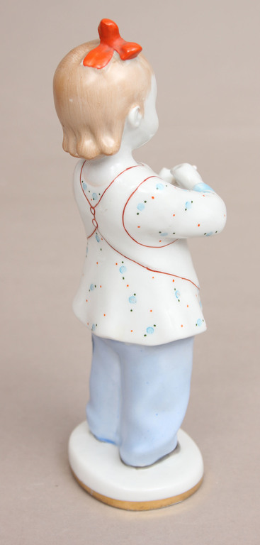 Porcelain figurie “First counting”