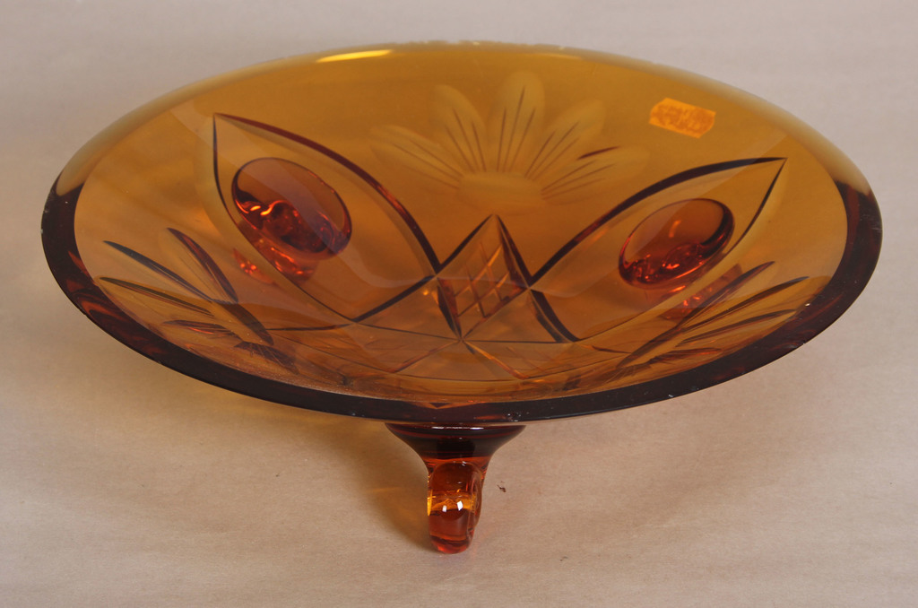 Glass serving plate