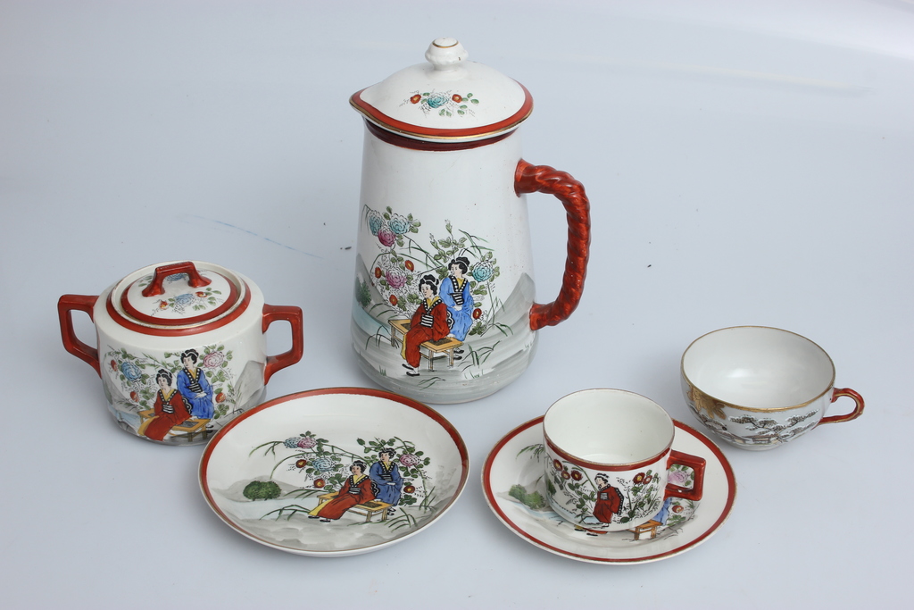 Porcelain set - Jug, sugar bowl, cup, saucer and plate