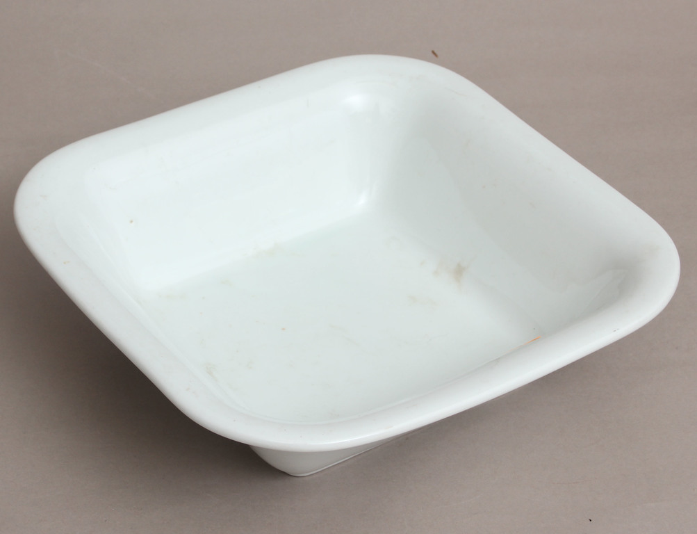Porcelain bowl with swastika mark