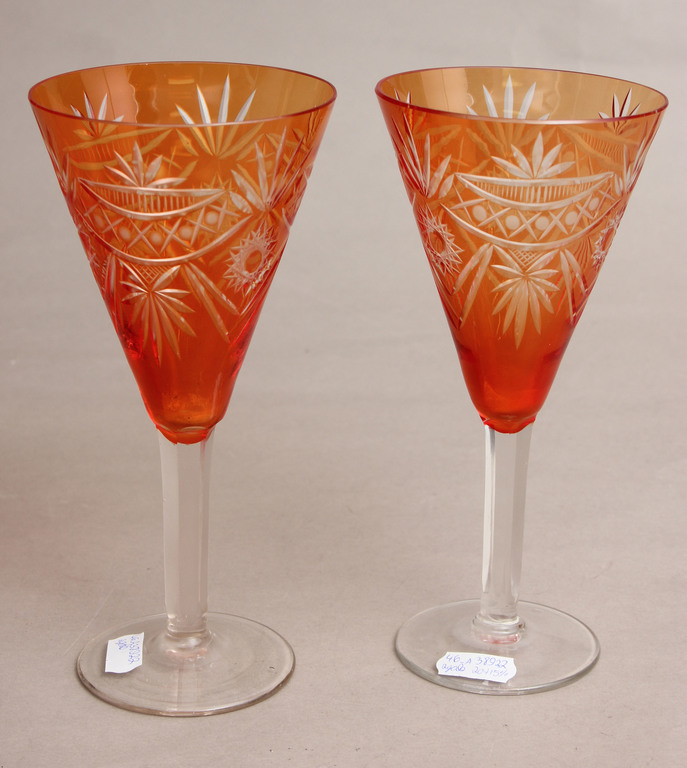 The colored glass cups 2 pcs.