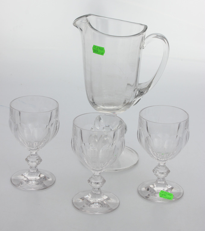 Glass set - decanter and 3 glasses